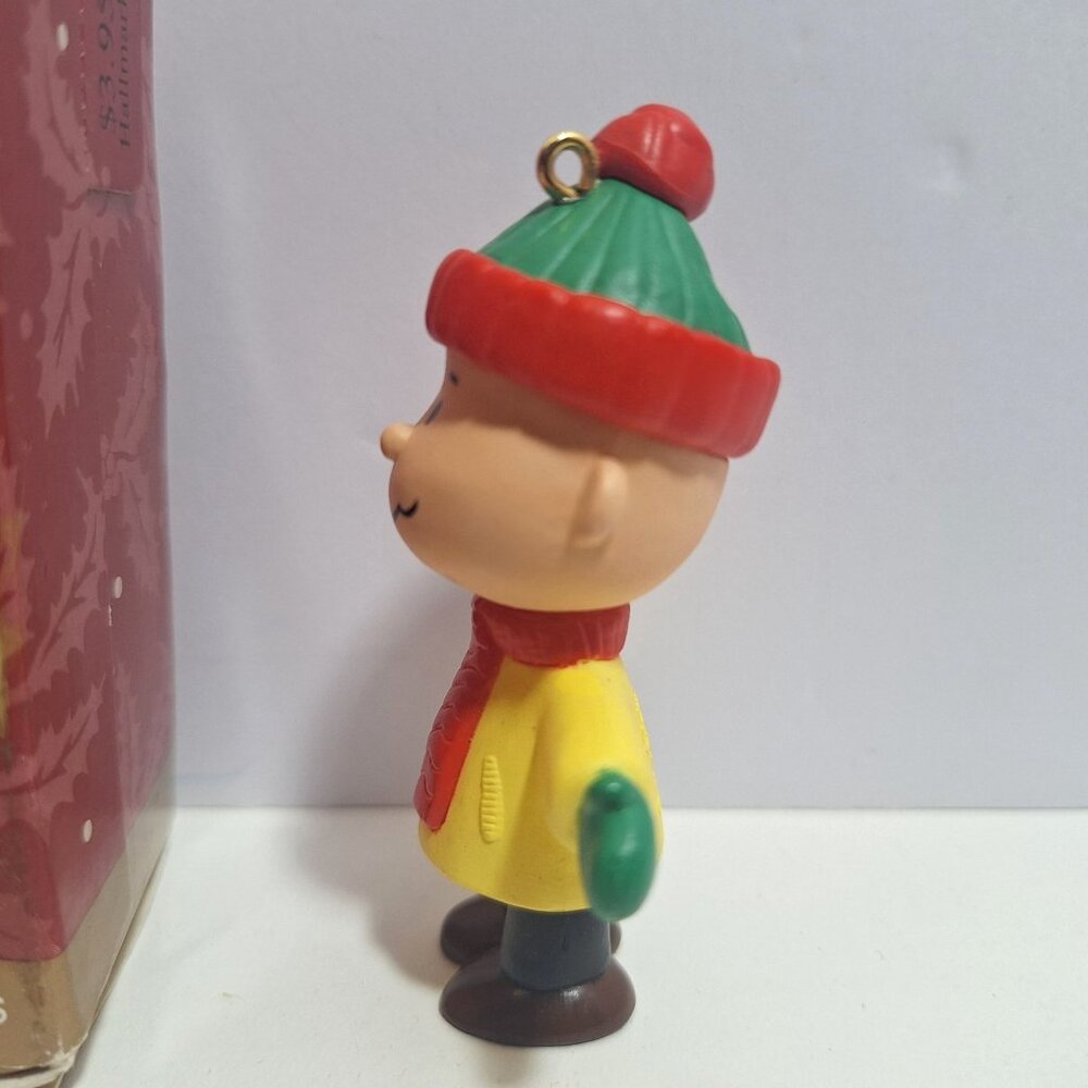 Hallmark Keepsake Charlie Brown Christmas Ornament 1995 30th Anniversary - Picture 3 of 16